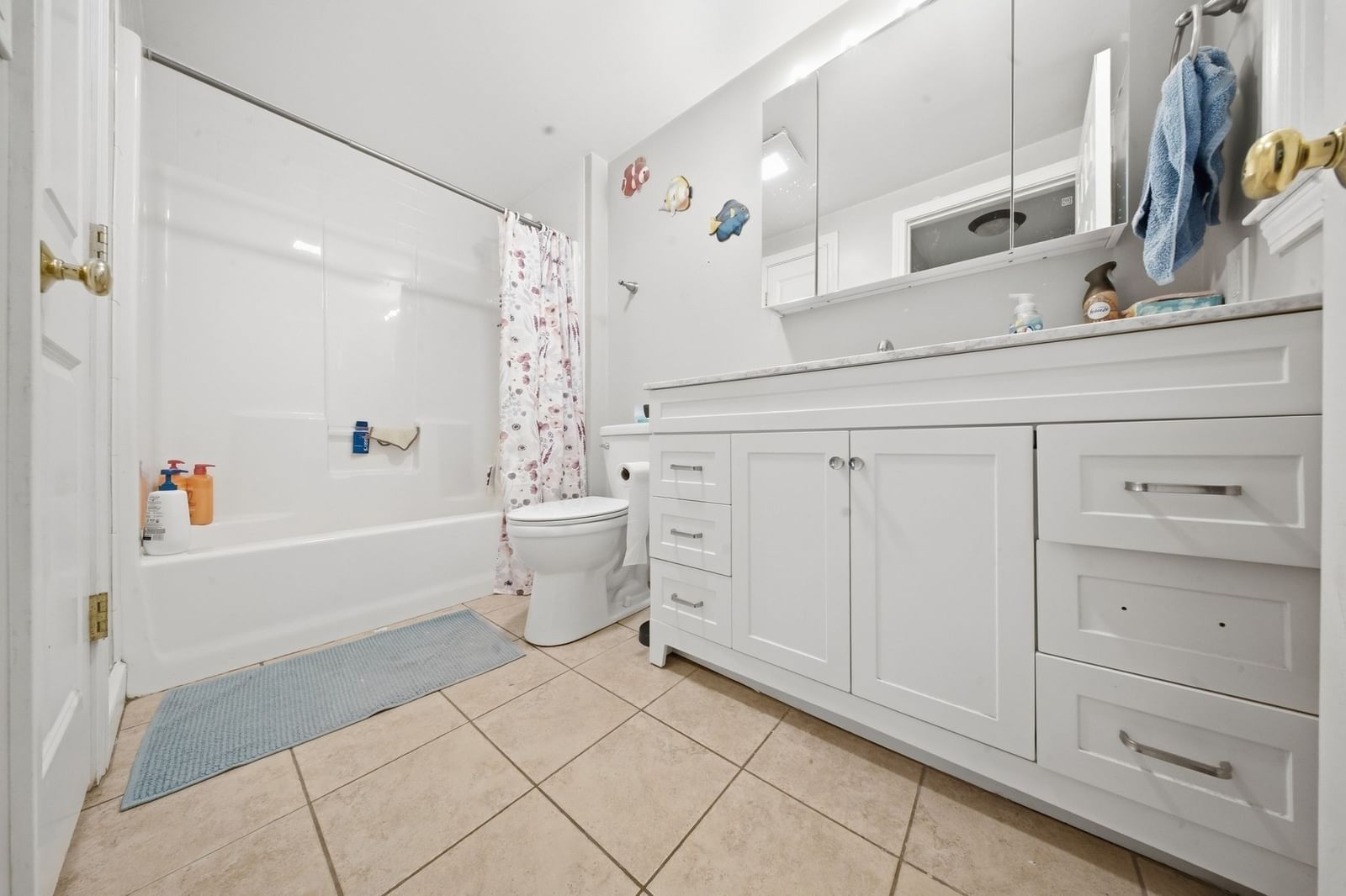 128 Howe St Marlborough — Photo 33 of 41