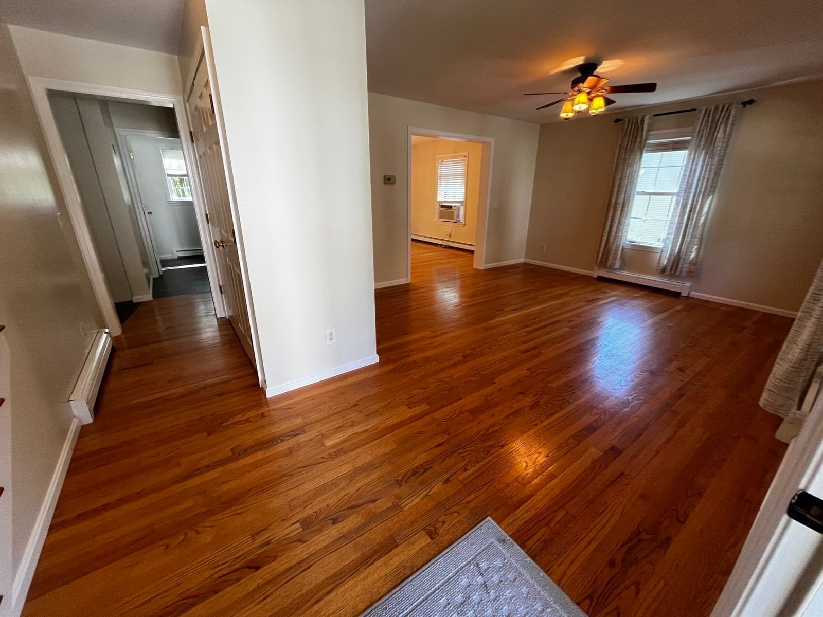 8 Pinewood Rd Amesbury — Photo 4 of 33