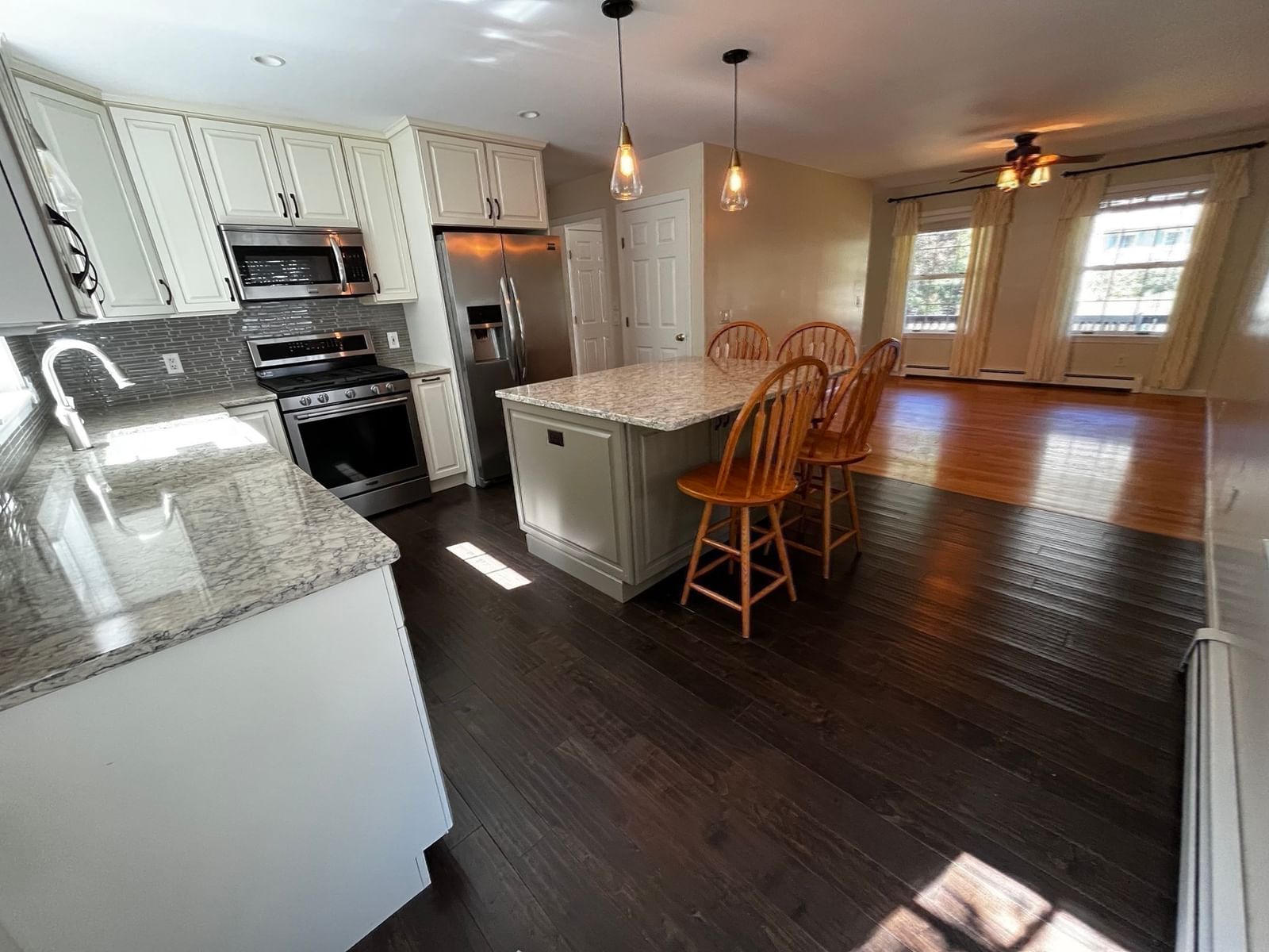 8 Pinewood Rd Amesbury — Photo 9 of 33