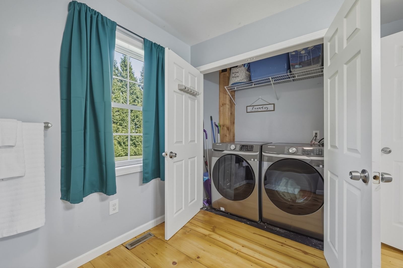 121 S. Washington Street Belchertown — Photo 30 of 42