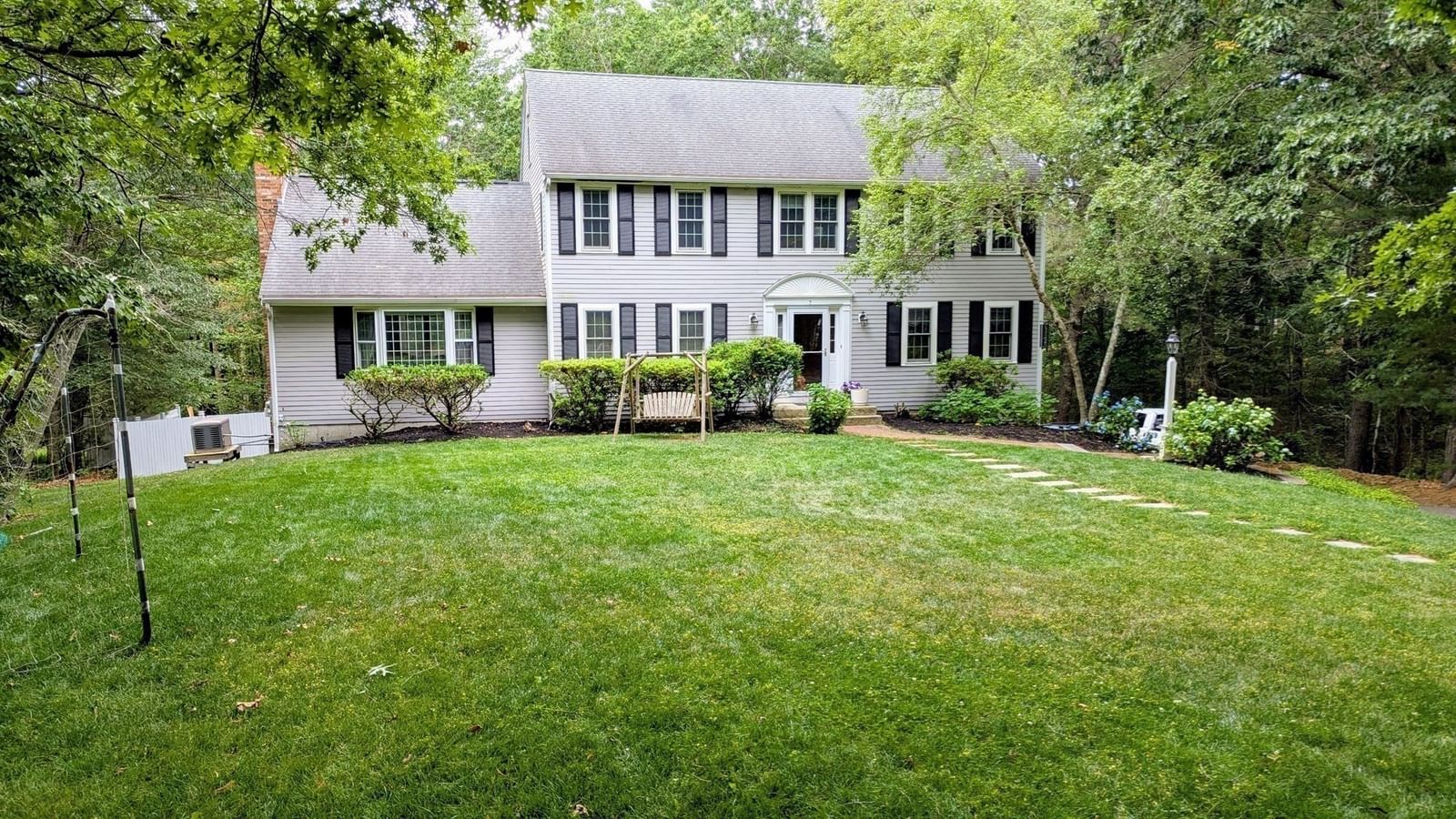 Property at 7 Tinkers Ledge Rd, Duxbury, MA 02332