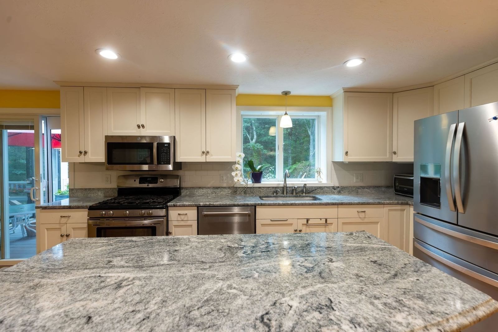 7 Tinkers Ledge Rd Duxbury — Photo 8 of 34