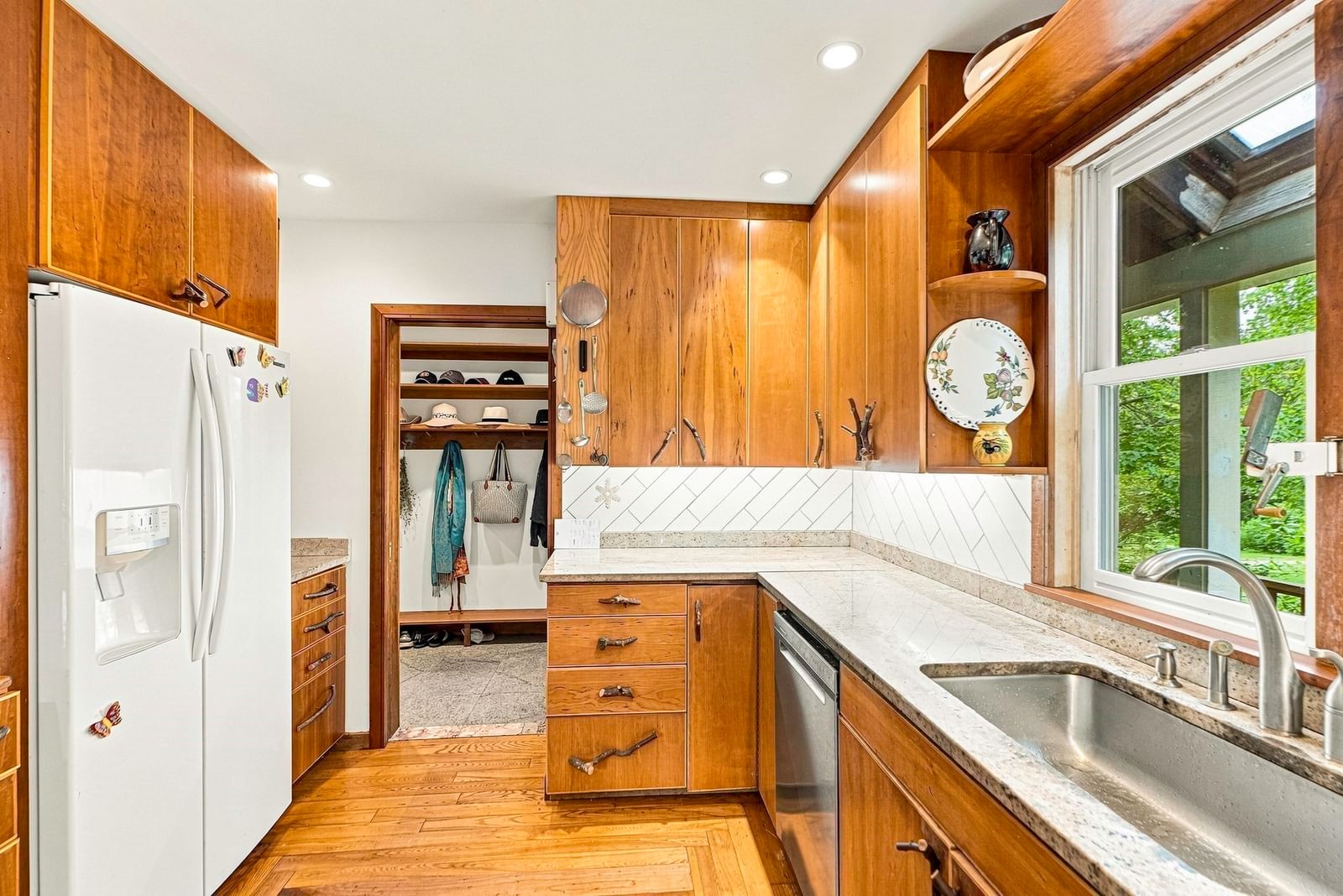 10 Half Moon Hill #10 Acton — Photo 6 of 36