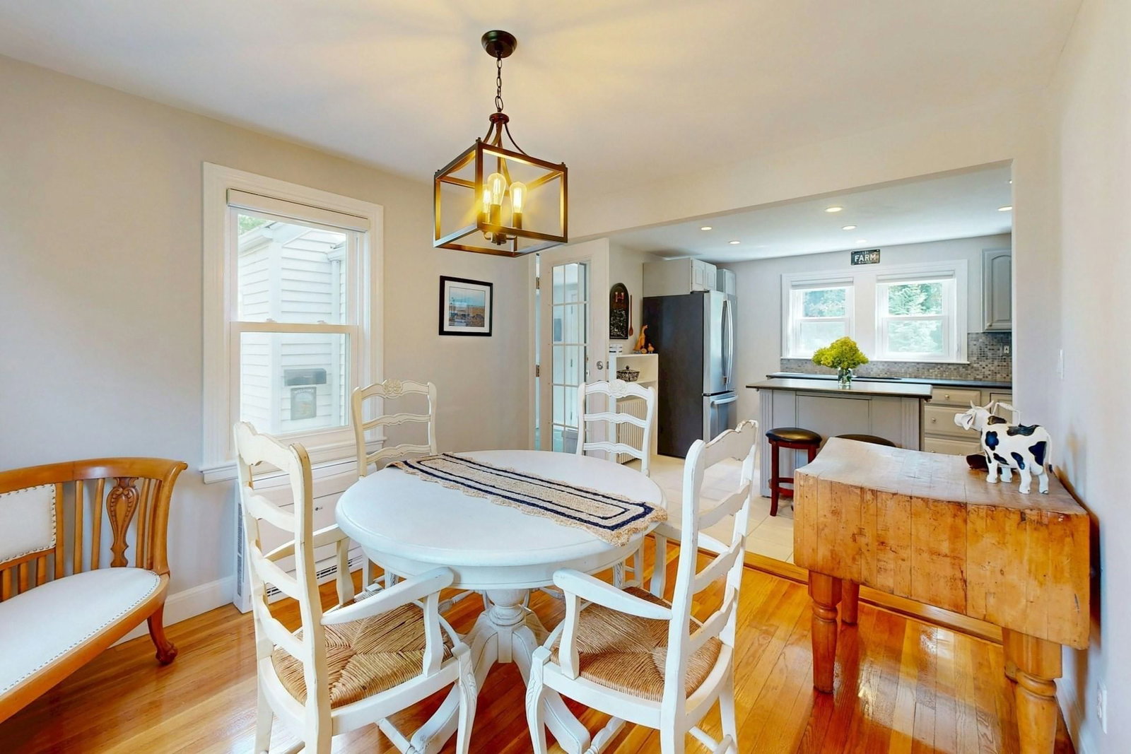 3 Remsen Ave Medfield — Photo 7 of 34