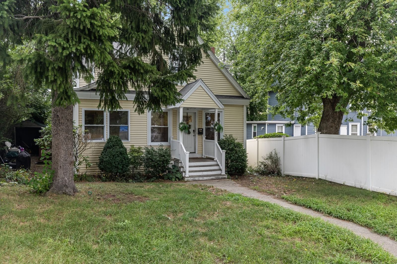7 Kane St Boston — Photo 2 of 21