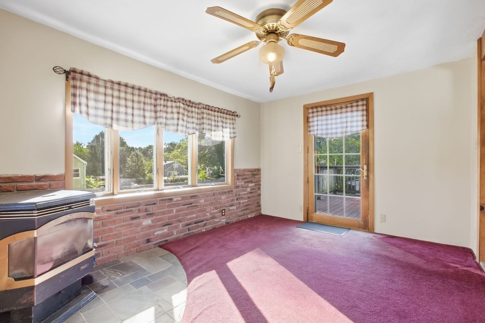 1259 Shawsheen St Tewksbury — Photo 16 of 42