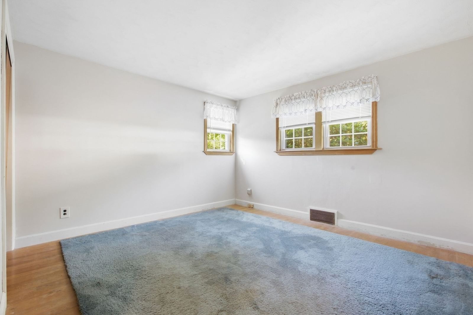 1259 Shawsheen St Tewksbury — Photo 18 of 42