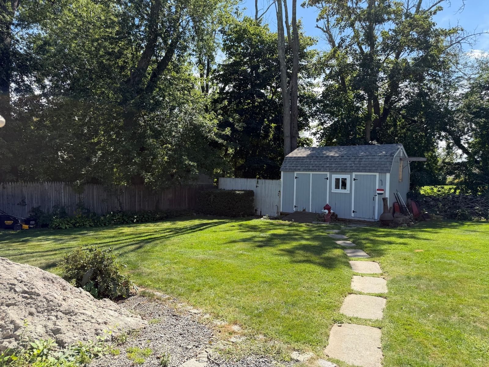 233 Gifford Ave Somerset — Photo 7 of 25