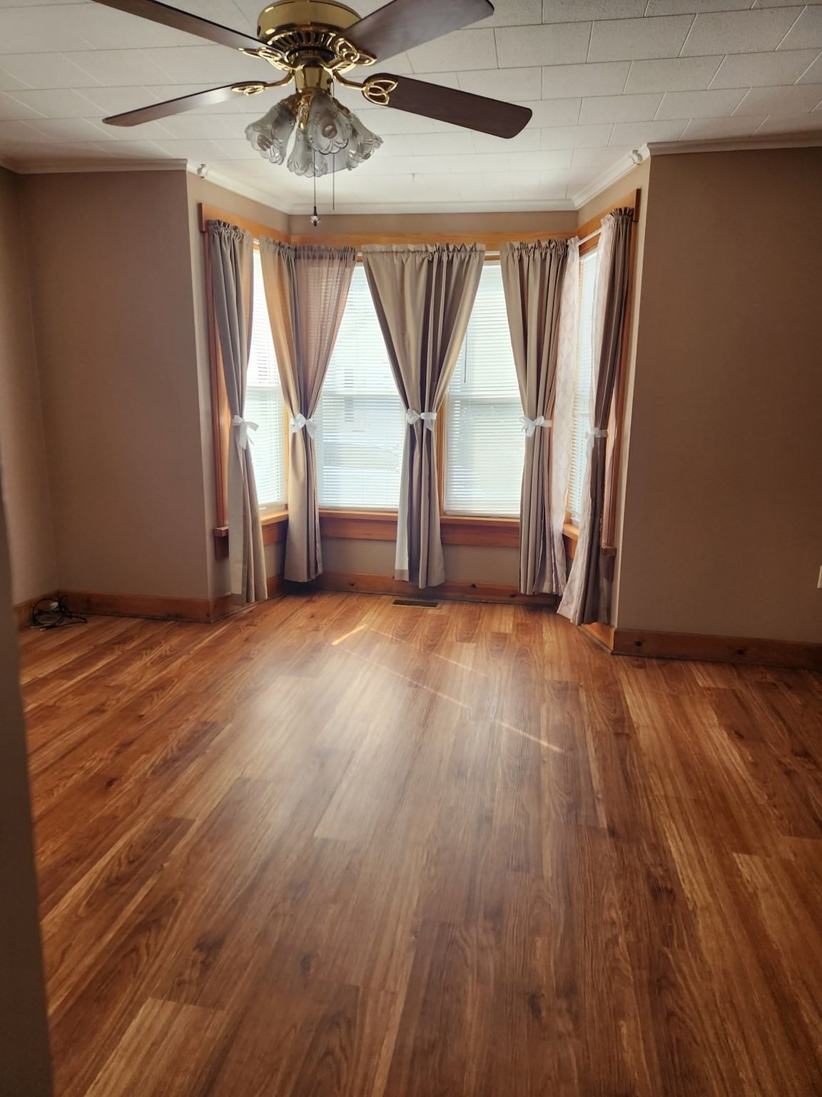 37 Barclay  Street Lowell — Photo 14 of 40