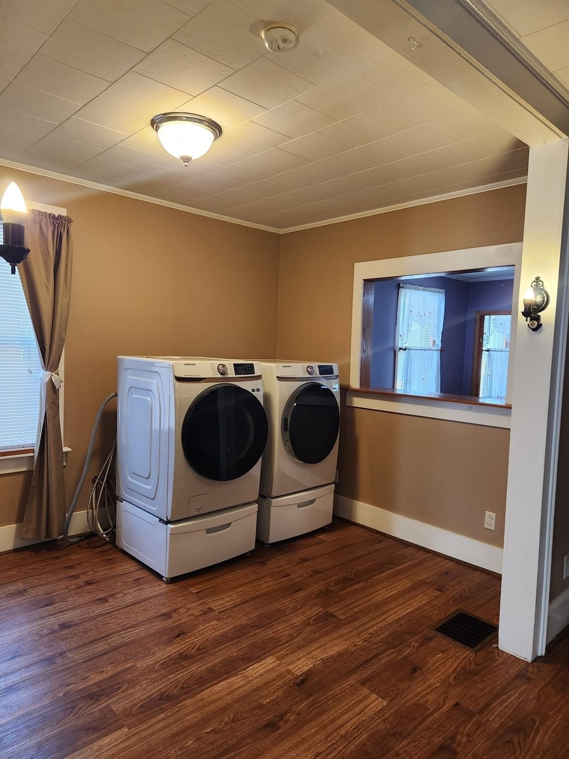 37 Barclay  Street Lowell — Photo 16 of 40
