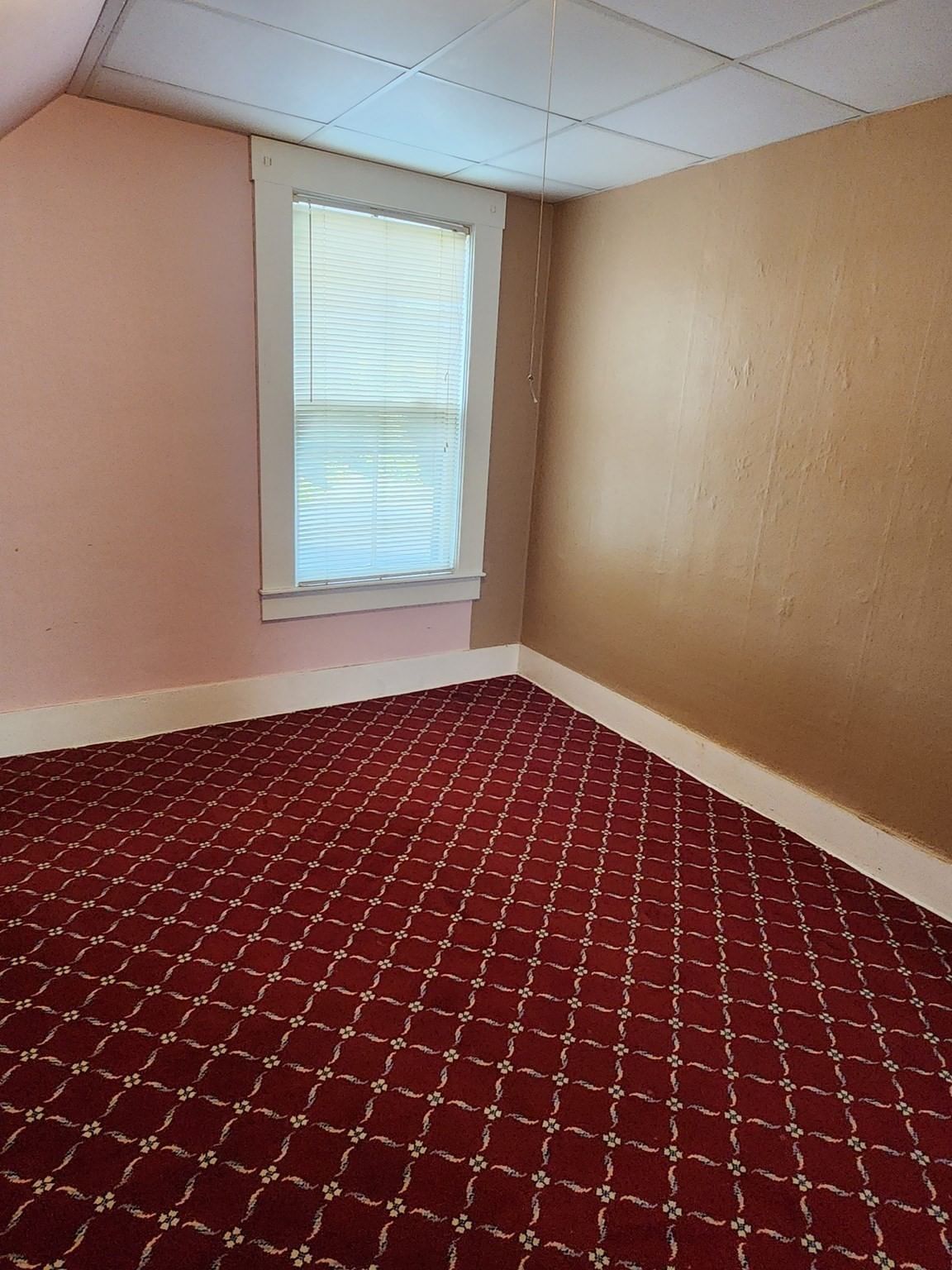37 Barclay  Street Lowell — Photo 28 of 40