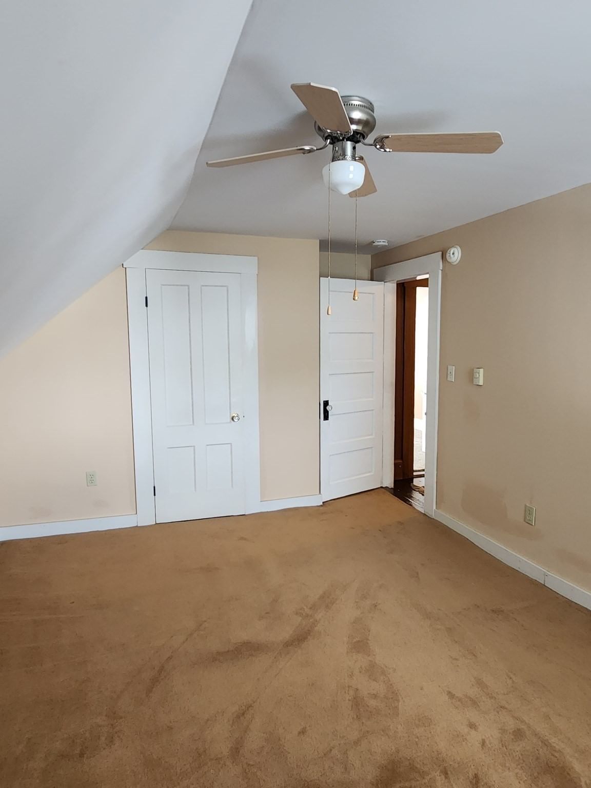 37 Barclay  Street Lowell — Photo 29 of 40