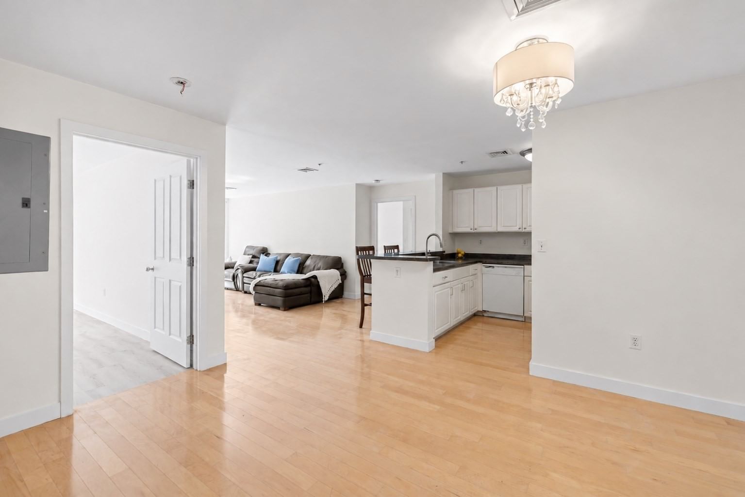 30 Franklin St #312 Malden — Photo 4 of 26