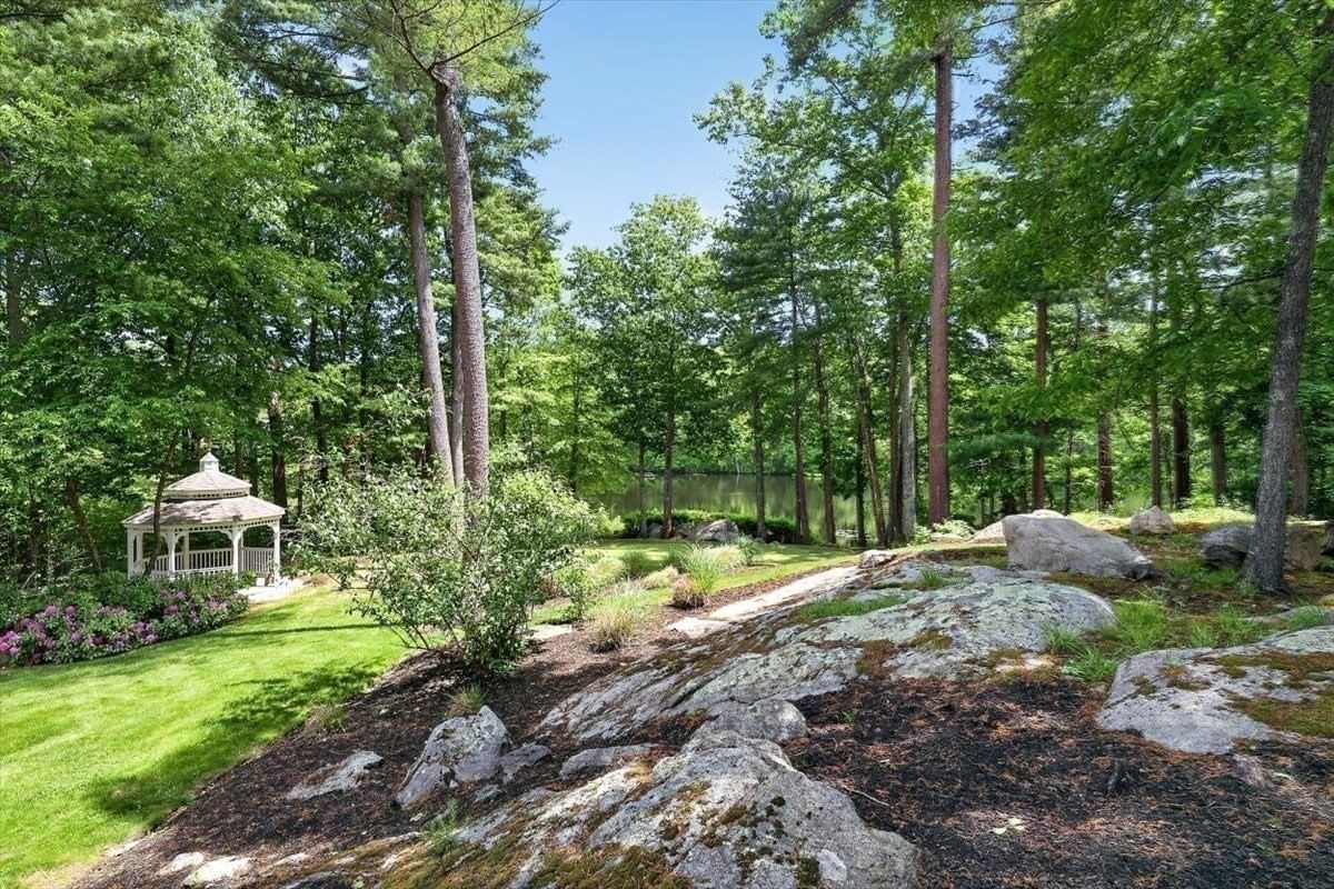 1 Grist Mill Lane Hingham — Photo 28 of 38