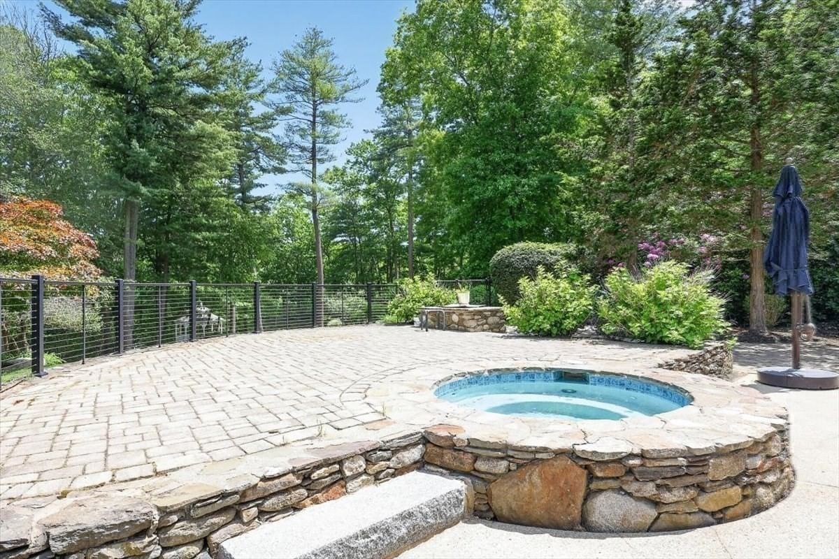 1 Grist Mill Lane Hingham — Photo 32 of 38