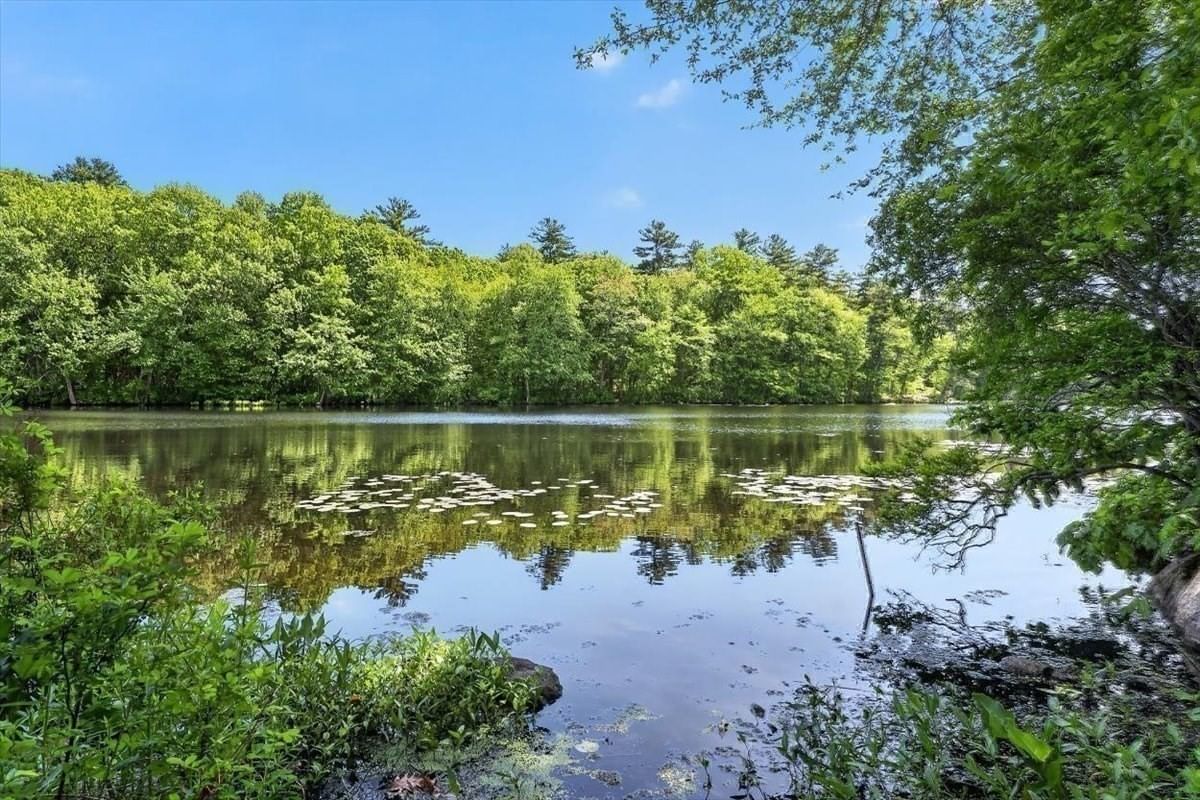1 Grist Mill Lane Hingham — Photo 34 of 38