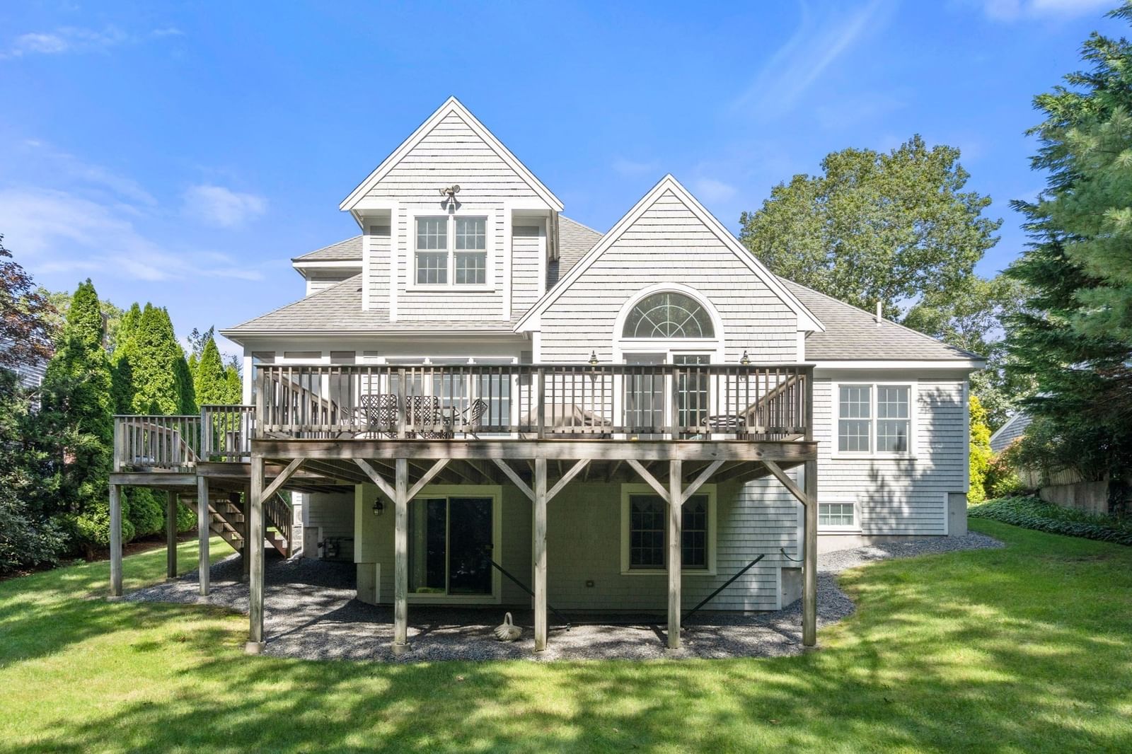 7 Menemsha Way Falmouth — Photo 2 of 40