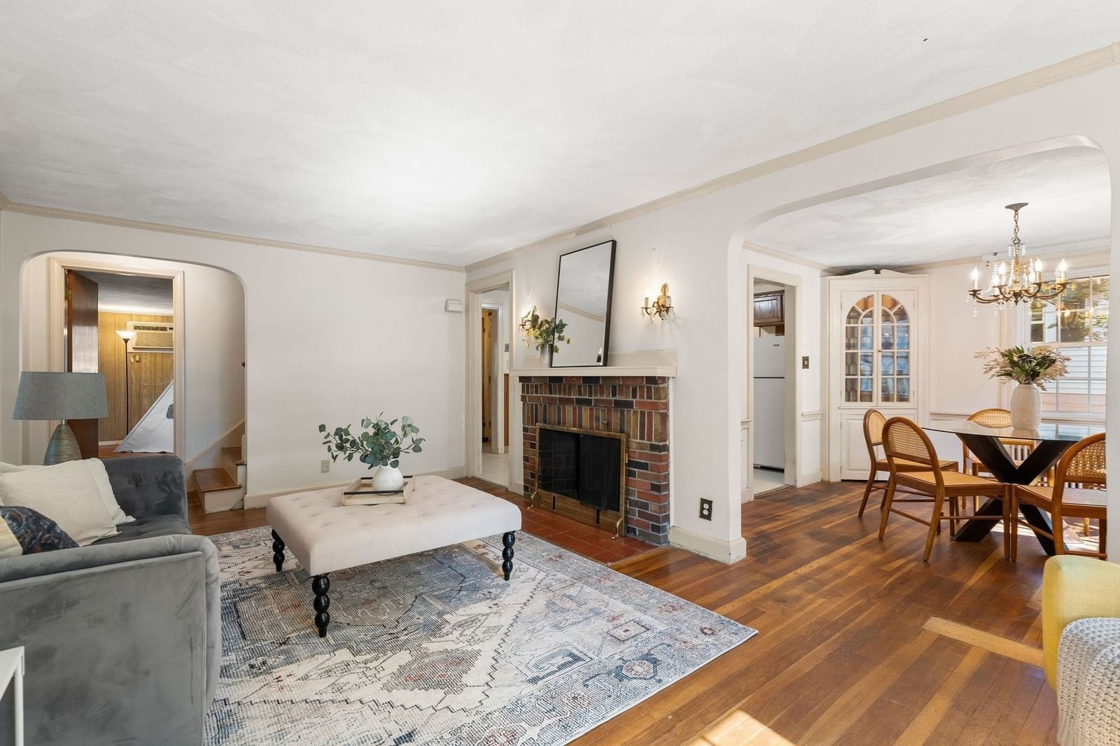 51 Iroquois Road Arlington — Photo 10 of 34