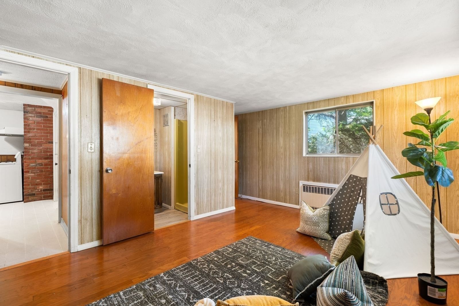 51 Iroquois Road Arlington — Photo 17 of 34
