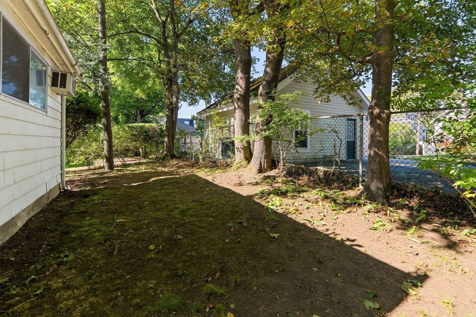 51 Iroquois Road Arlington — Photo 28 of 34