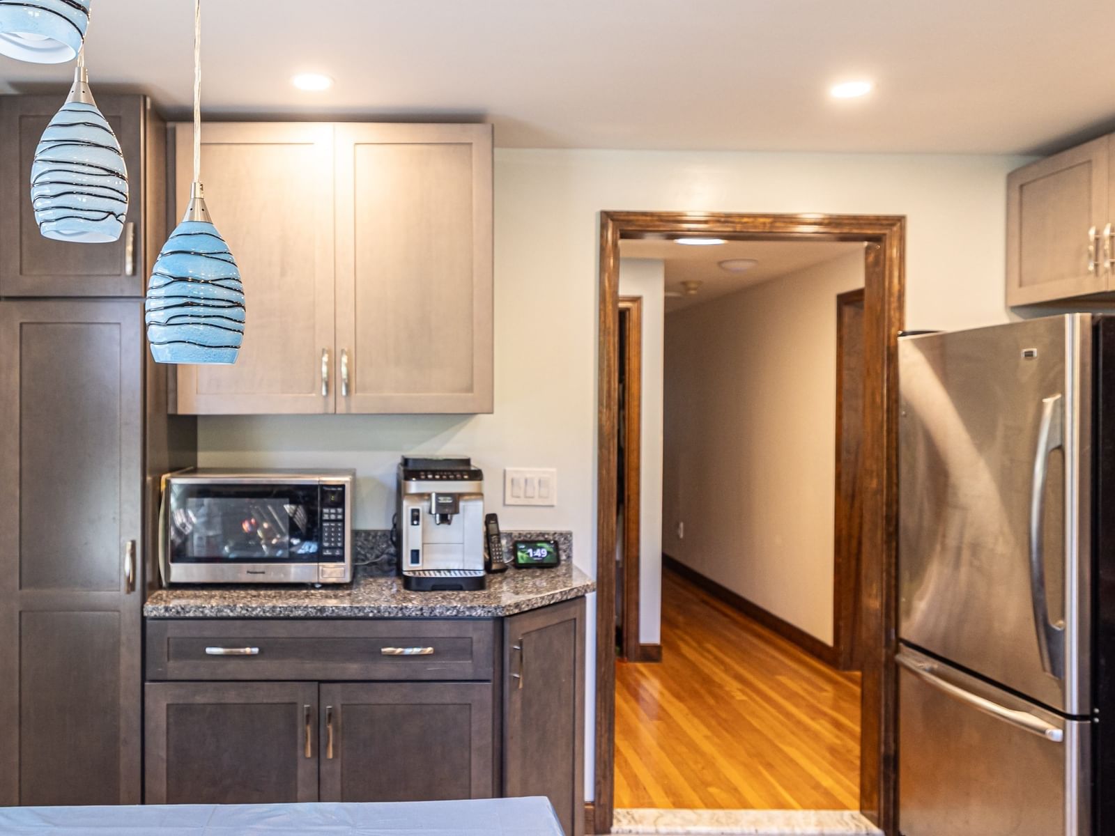1187 South St. Needham — Photo 2 of 40