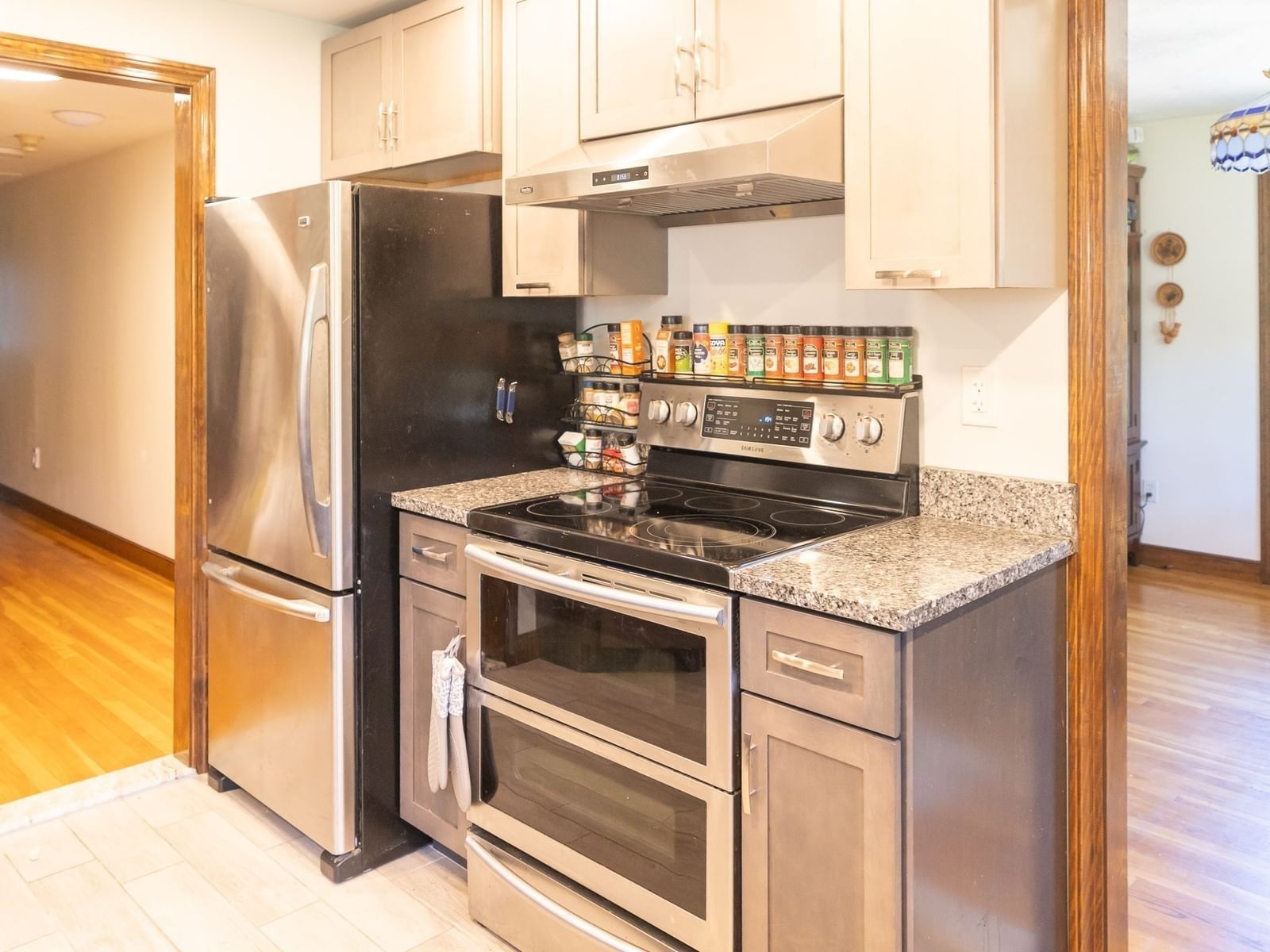 1187 South St. Needham — Photo 4 of 40