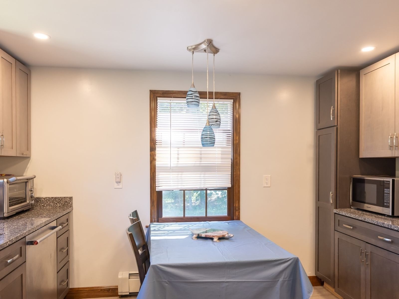 1187 South St. Needham — Photo 5 of 40