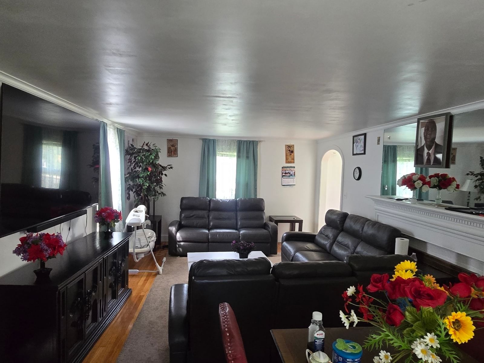 203 Burncoat St Worcester — Photo 7 of 41