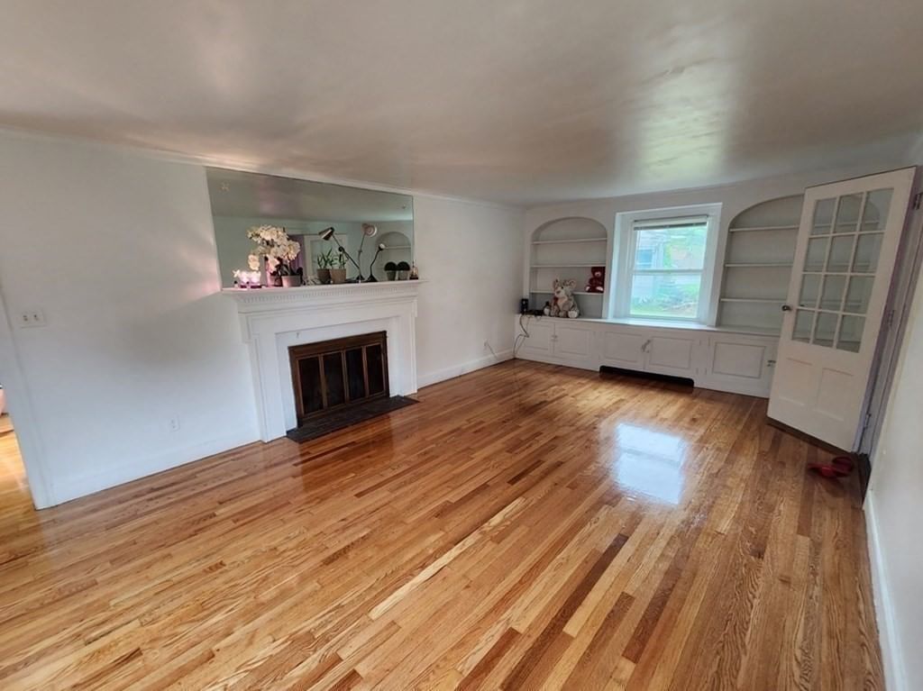 203 Burncoat St Worcester — Photo 9 of 41