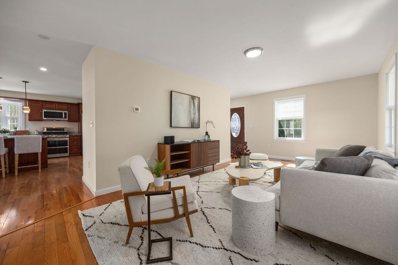 89 Devir St Malden — Photo 6 of 29