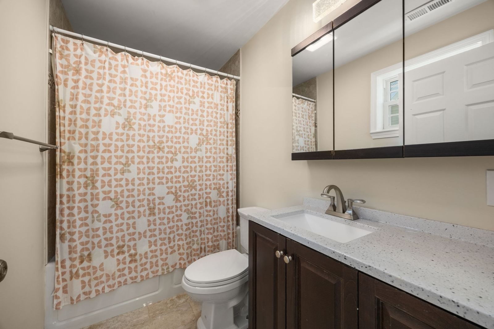 89 Devir St Malden — Photo 8 of 29