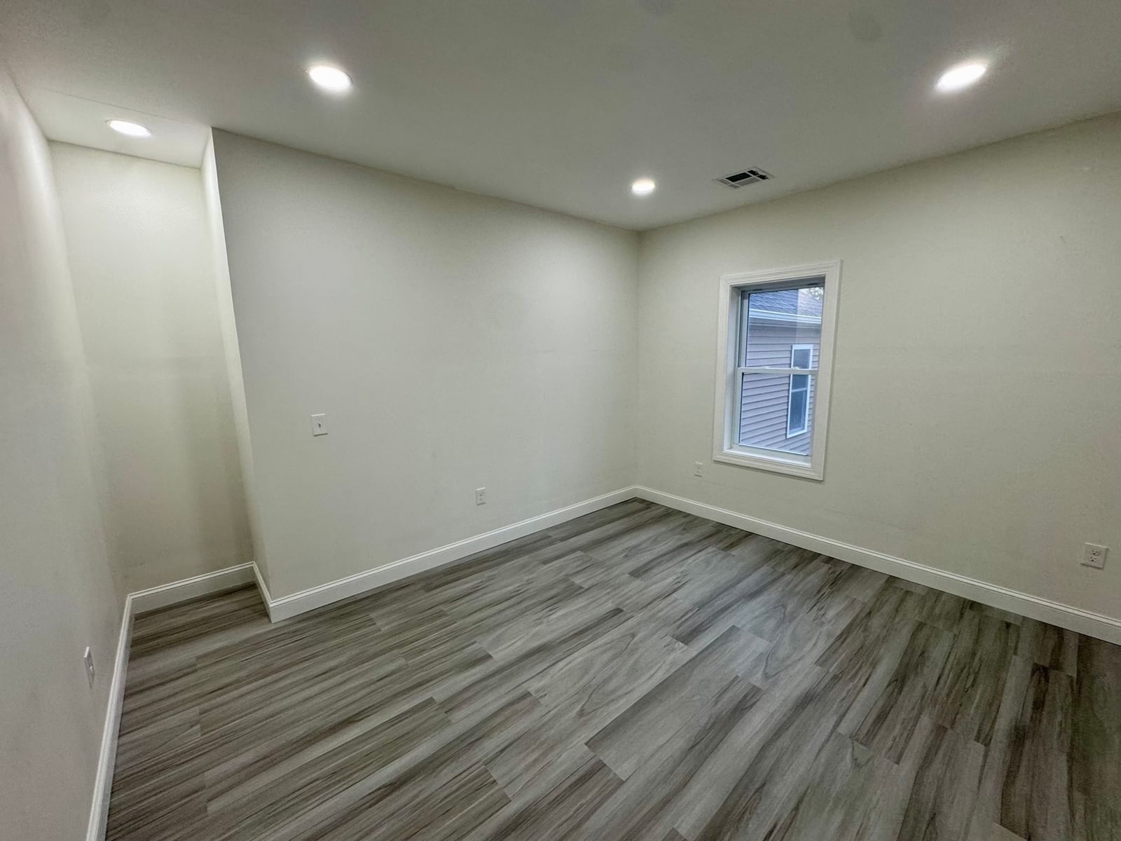 344 Hilldale Ave Haverhill — Photo 15 of 19