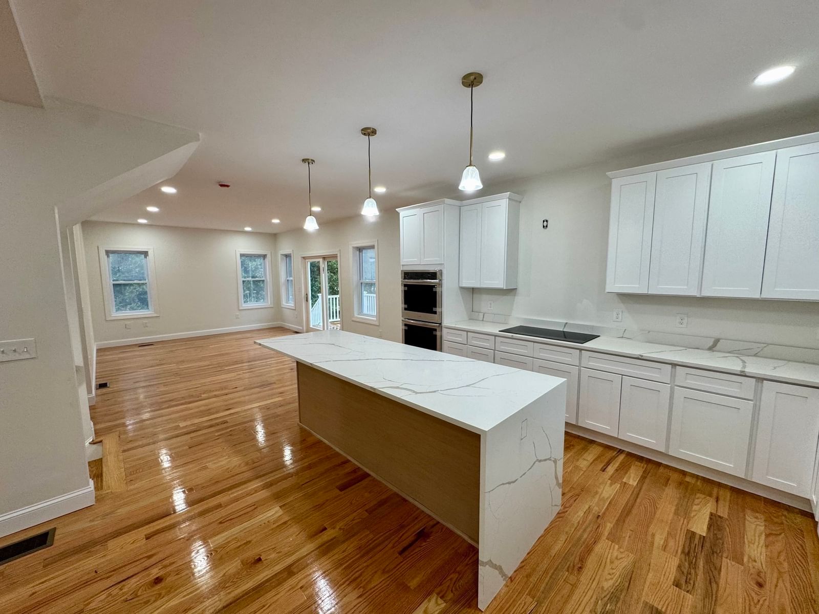 344 Hilldale Ave Haverhill — Photo 7 of 19