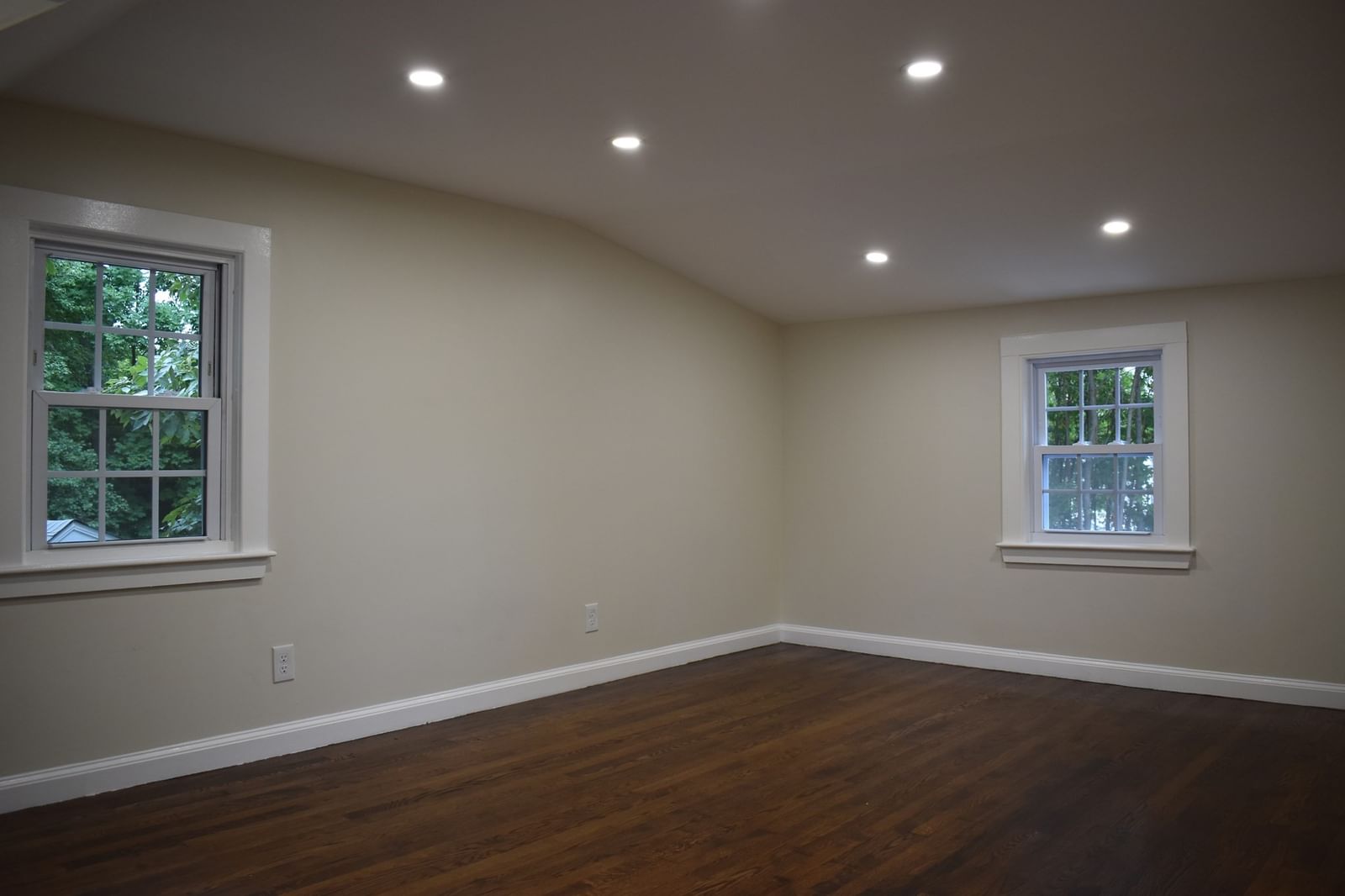 65 Thomas Rd Weymouth — Photo 16 of 29