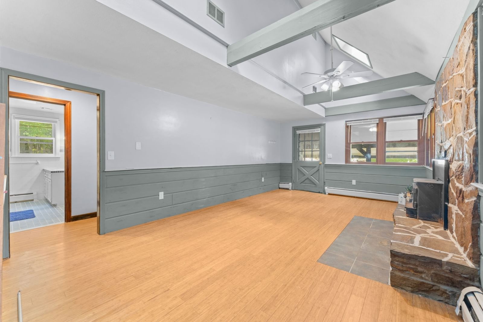 143 Hudson Rd Stow — Photo 10 of 38