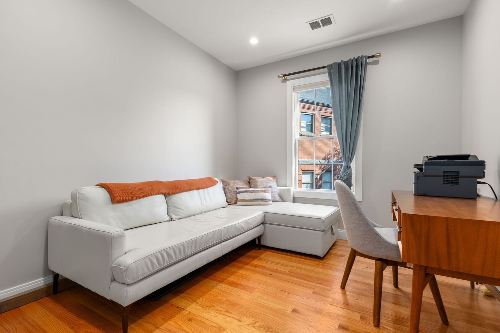 178 Robertson St #2 Quincy — Photo 12 of 21