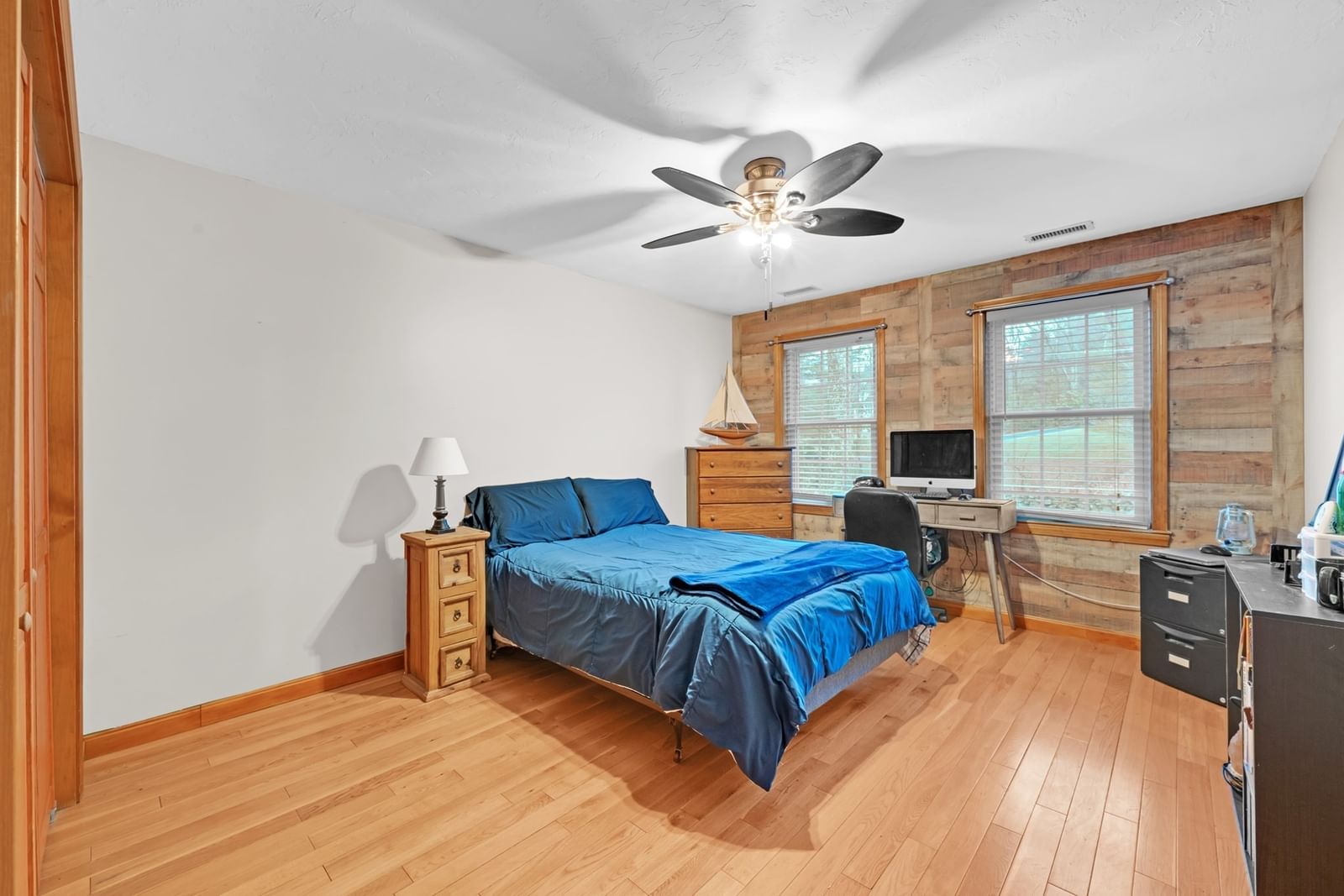 32 Sibley Rd Sutton — Photo 12 of 20