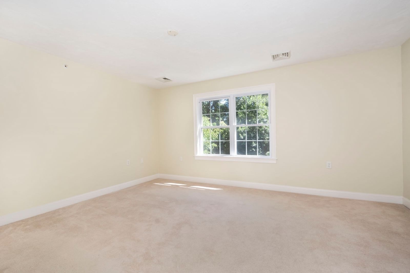 308 Sprucewood Ln #308 Clinton — Photo 16 of 24