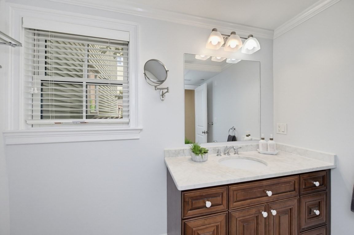 21 Salem St #2 Boston — Photo 28 of 30