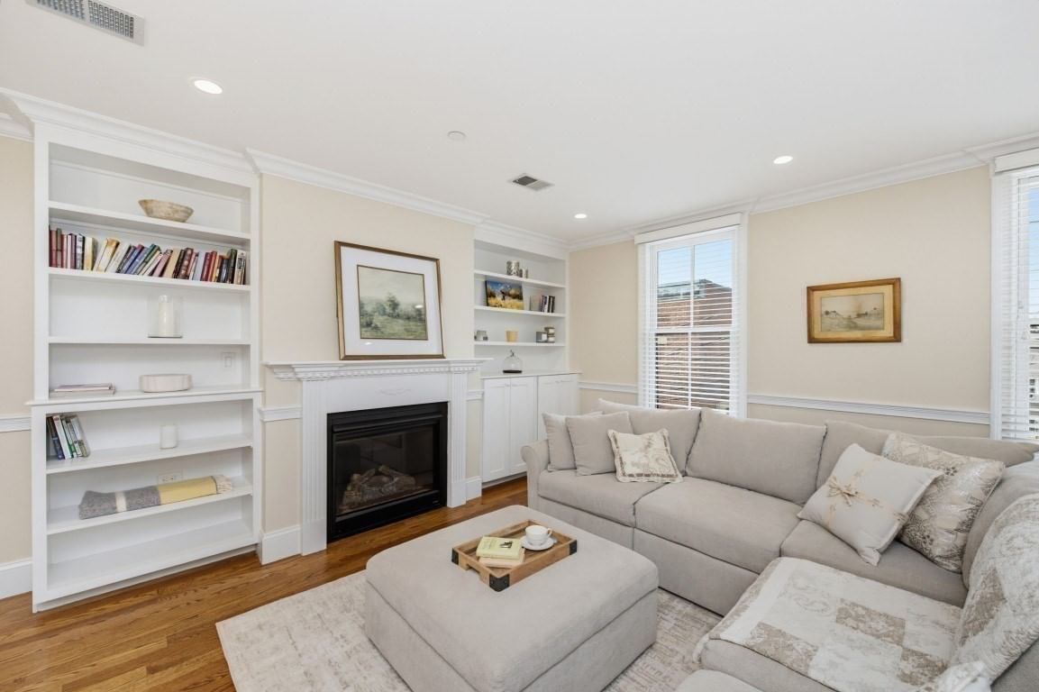 21 Salem St #2 Boston — Photo 7 of 30