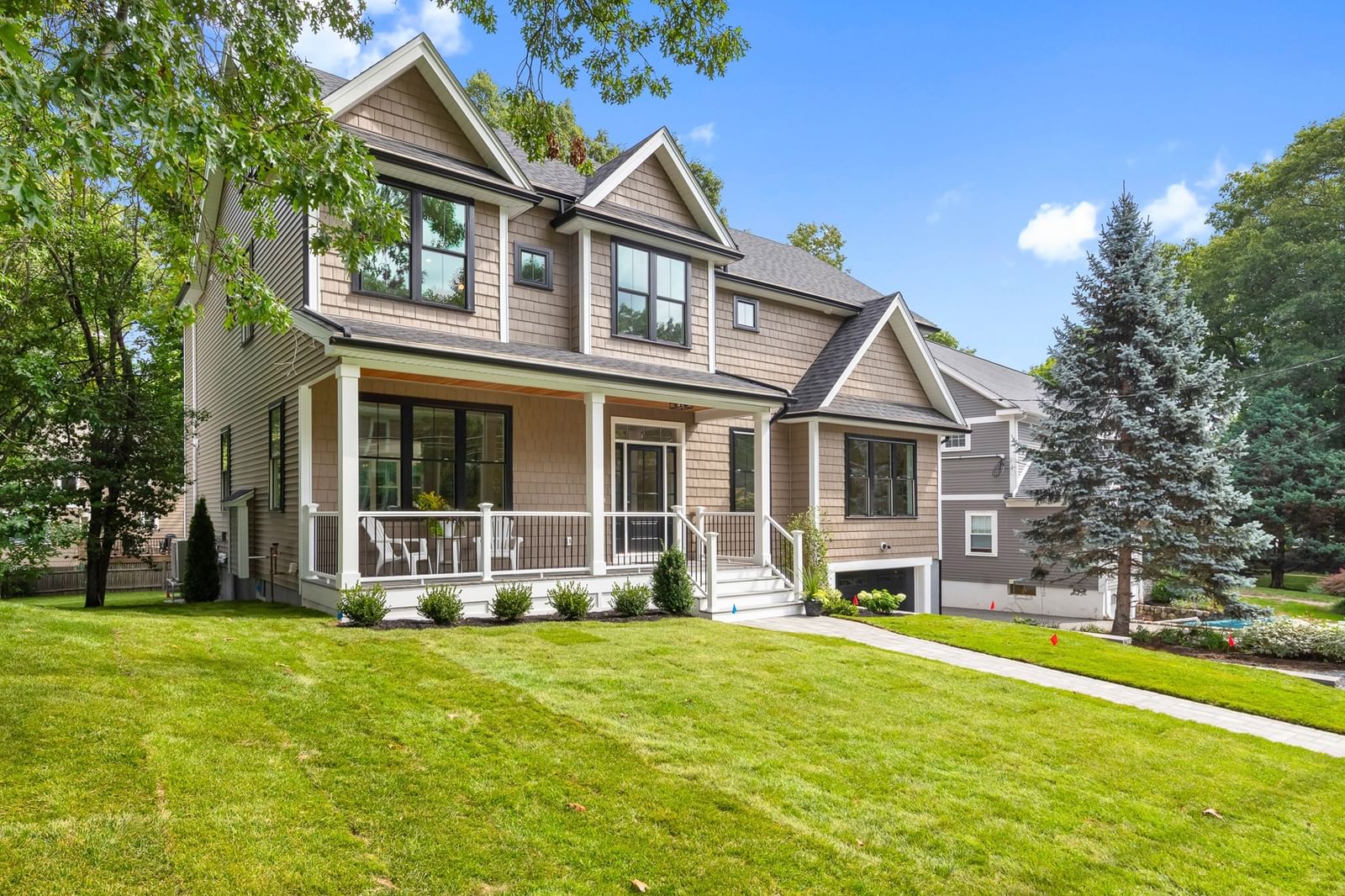 Property at 53 Hodge Rd, Arlington, MA 02474