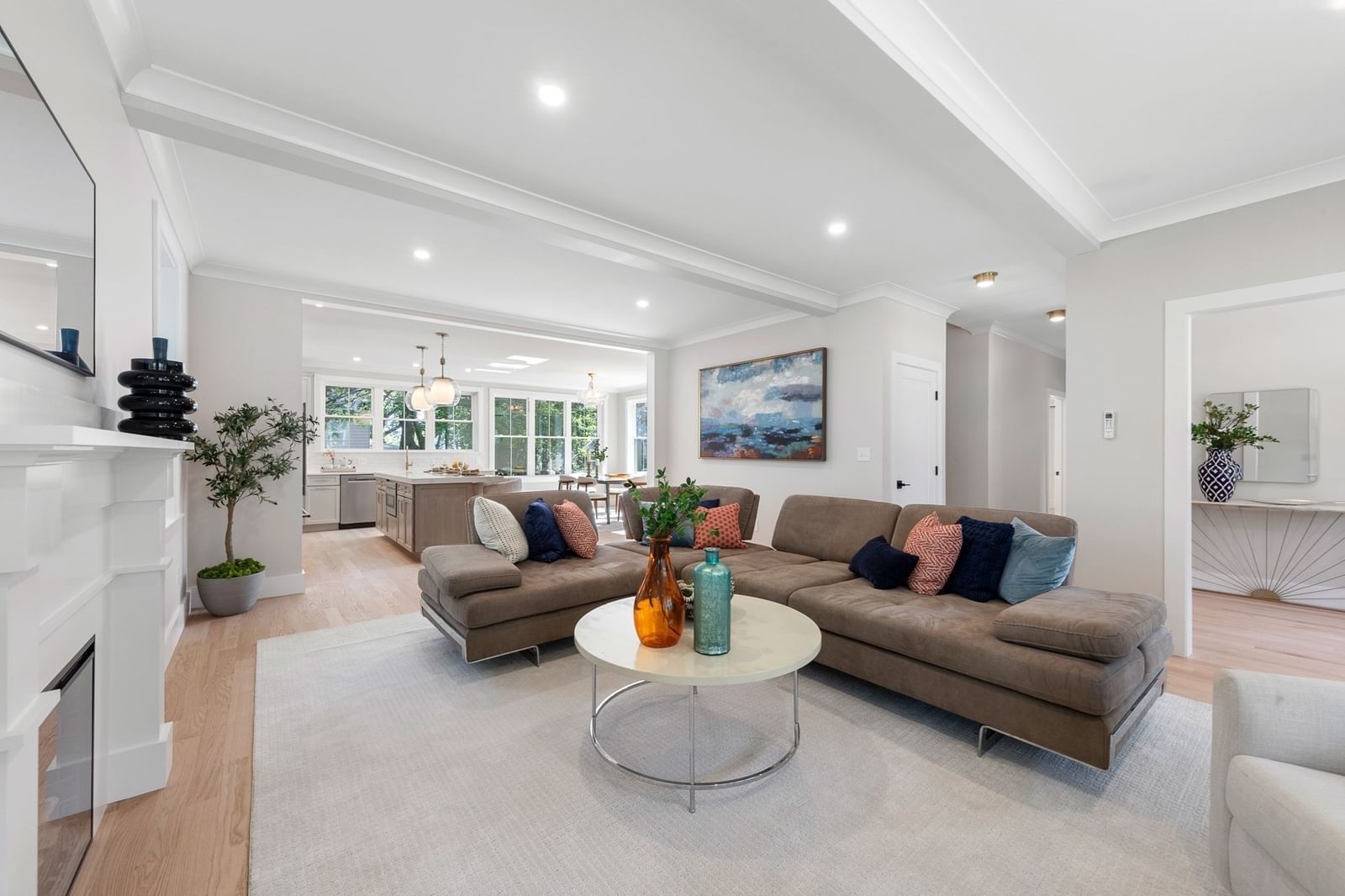 53 Hodge Rd Arlington — Photo 14 of 42