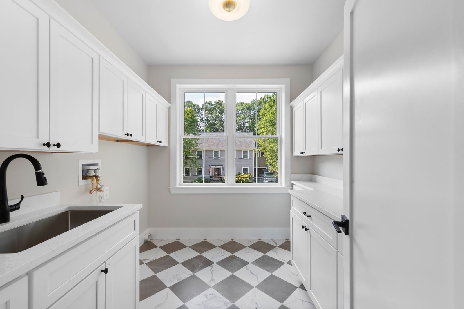 53 Hodge Rd Arlington — Photo 30 of 42