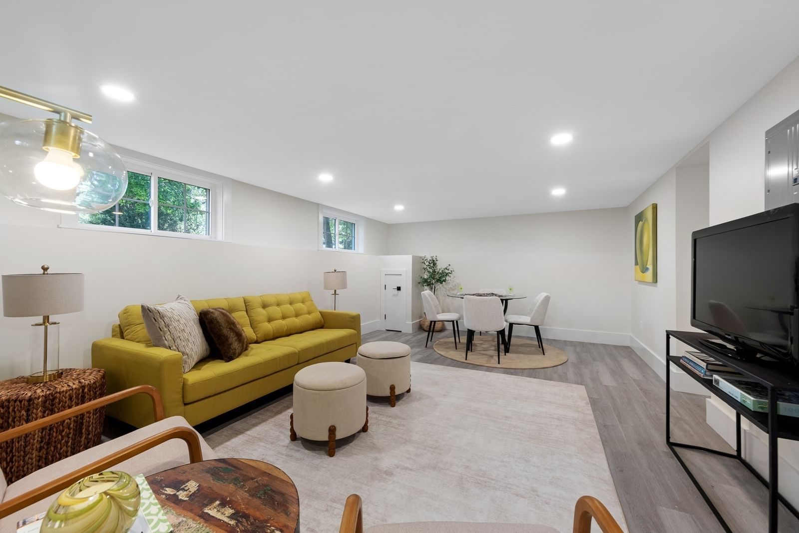 53 Hodge Rd Arlington — Photo 33 of 42