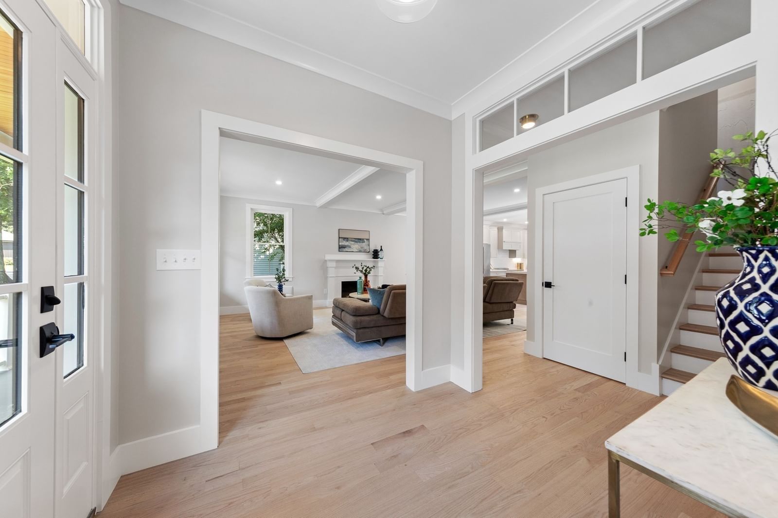 53 Hodge Rd Arlington — Photo 5 of 42