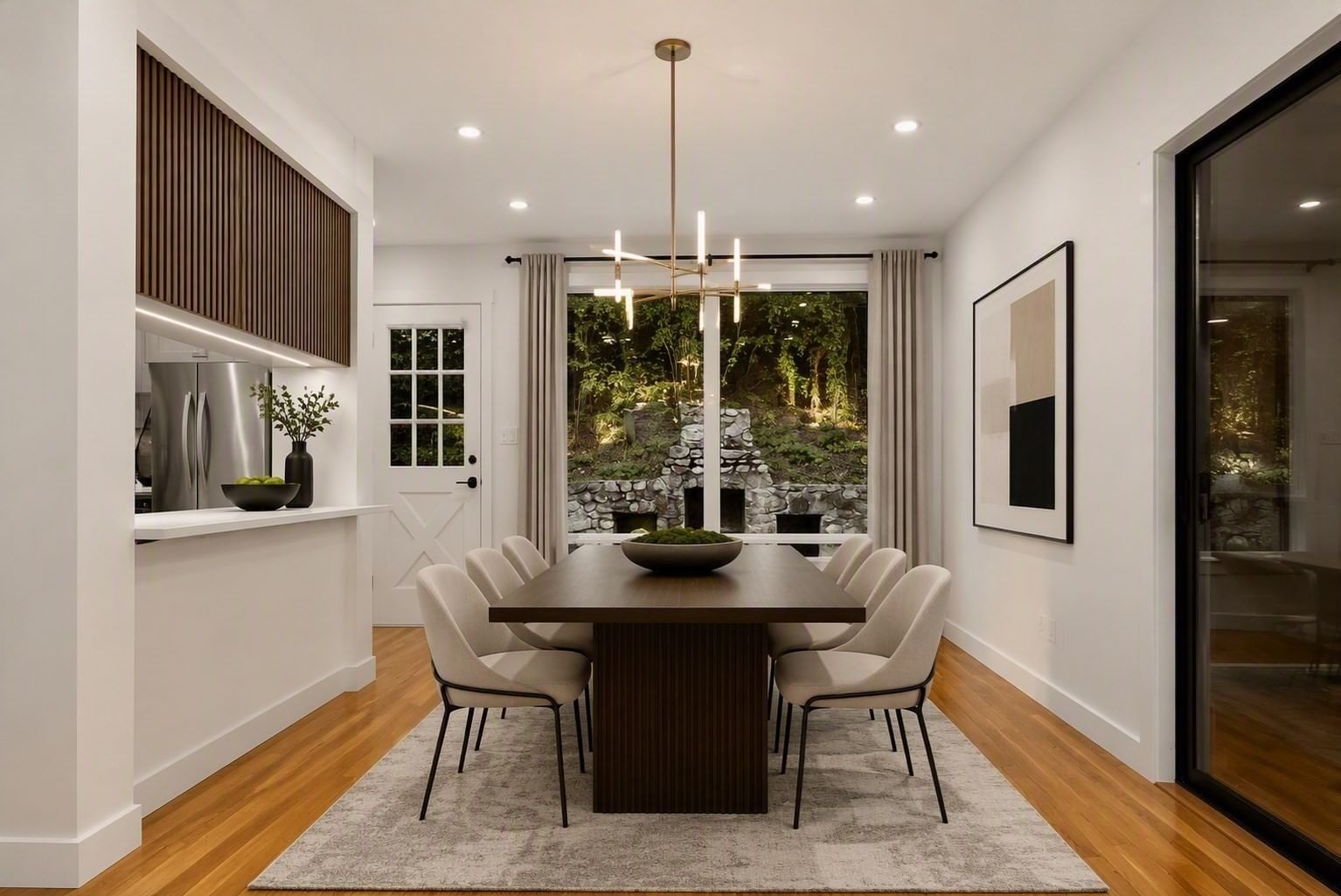 109 Wallis Road Brookline — Photo 4 of 13
