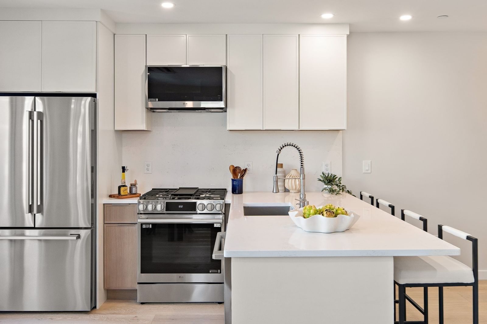46 Everett Street #3 Boston — Photo 13 of 22