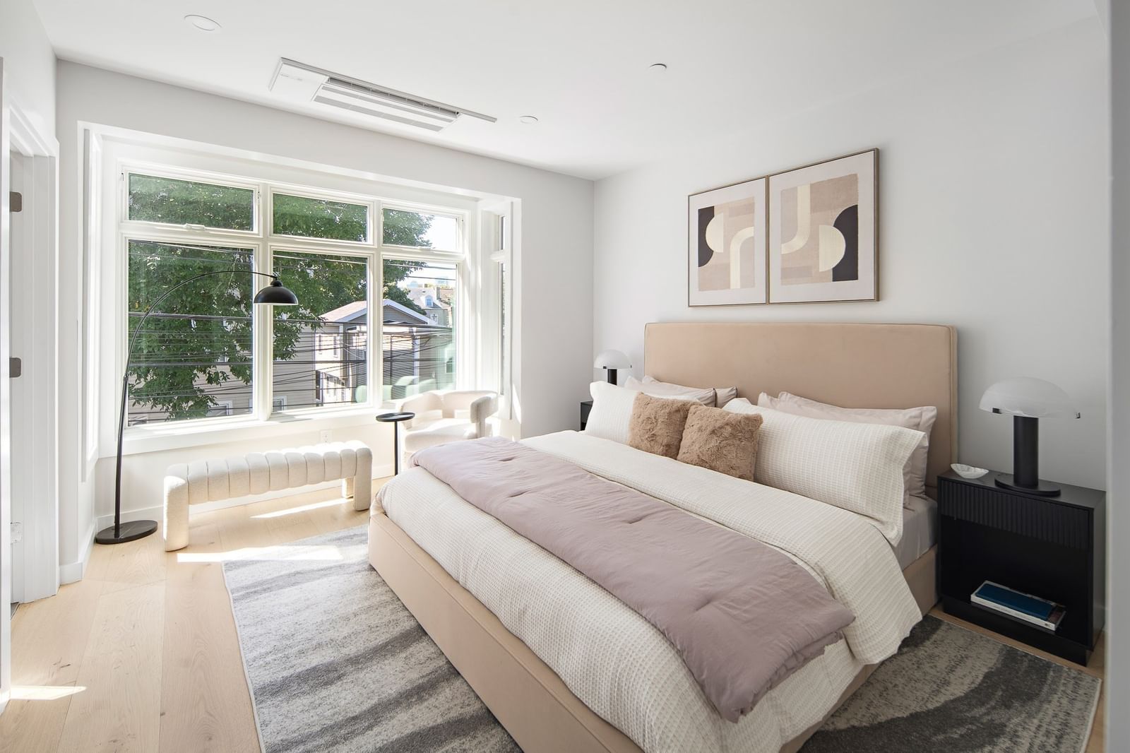 46 Everett Street #3 Boston — Photo 3 of 22