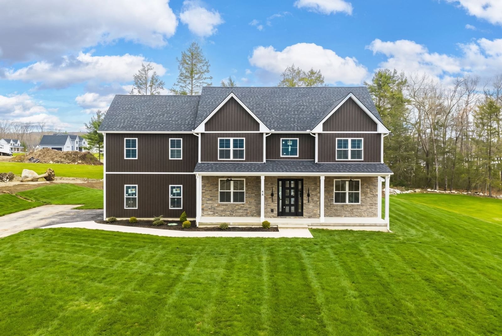 44 Balsam Hill Ludlow — Photo 2 of 42
