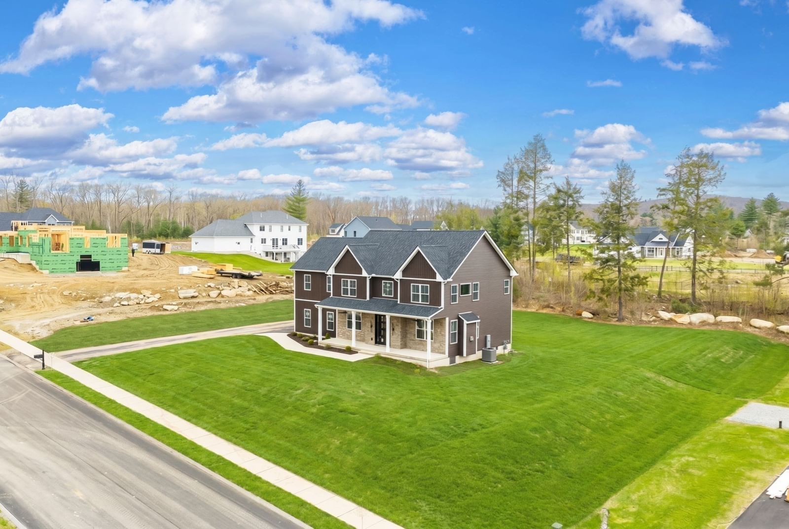44 Balsam Hill Ludlow — Photo 3 of 42
